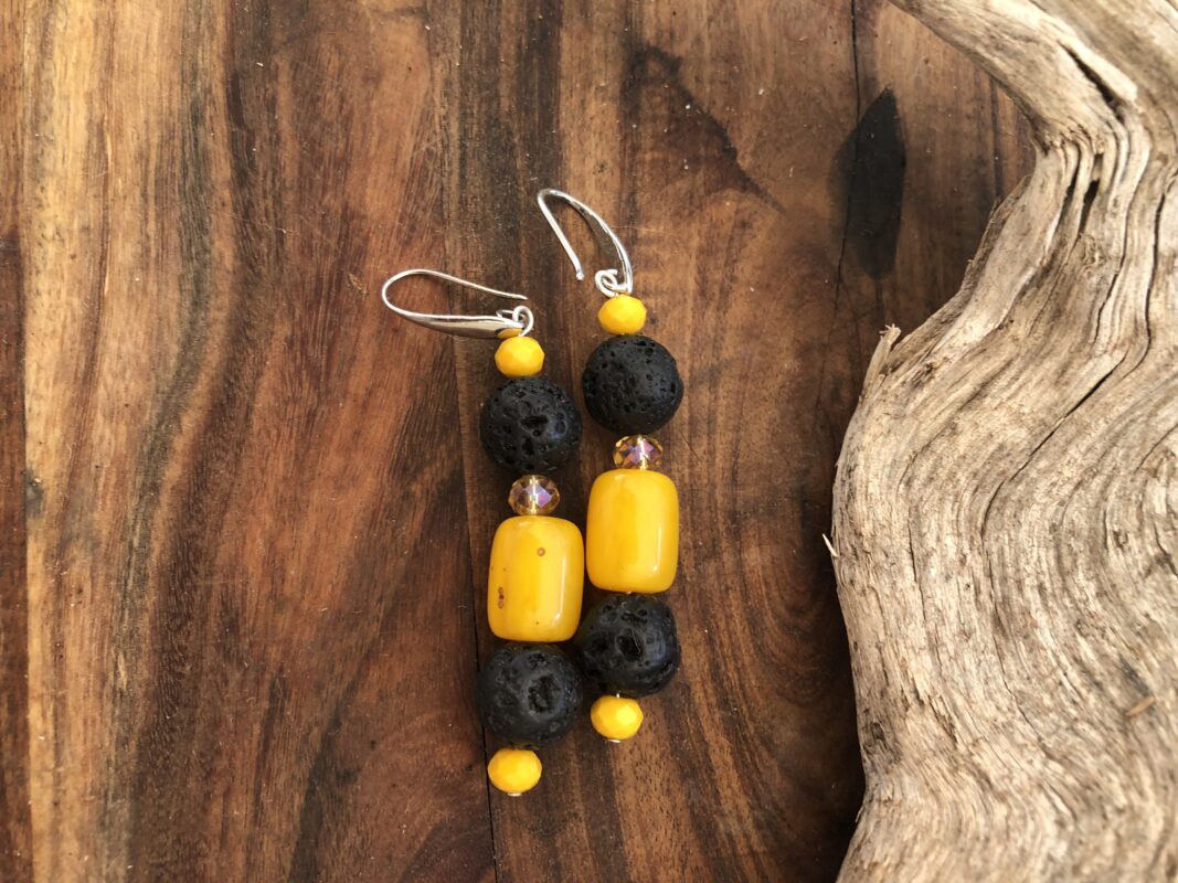 BEAD EARRINGS